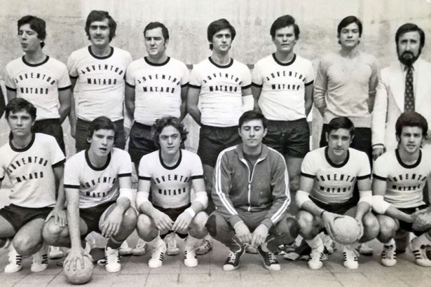 Foto antiga 2017/2019, foto antiga-equip B joventut handbol Mataró (edicio 1881)
